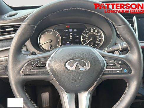 Used 2023 INFINITI QX50 Sport FWD image 17