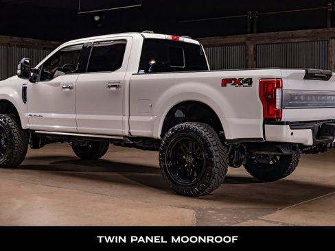 Used 2020 Ford F250 Platinum w/ FX4 Off-Road Package image 6