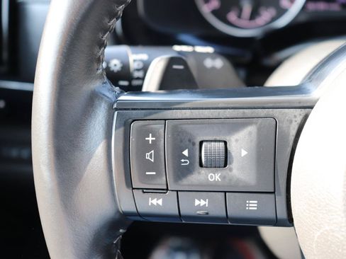 Used 2025 Nissan Pathfinder SV AWD/4WD image 35