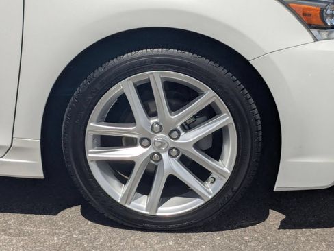 Used 2014 Lexus CT 200h FWD image 11