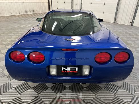 Used 2002 Chevrolet Corvette Convertible w/ Preferred Equipment Group2 RWD image 9