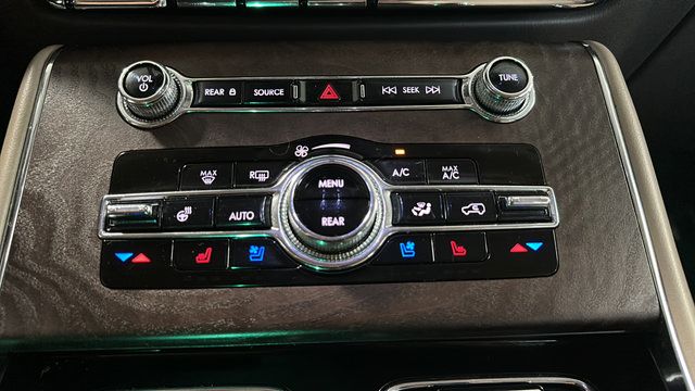 Used 2023 Lincoln Aviator Reserve w/ Equipment Group 201A AWD/4WD image 18