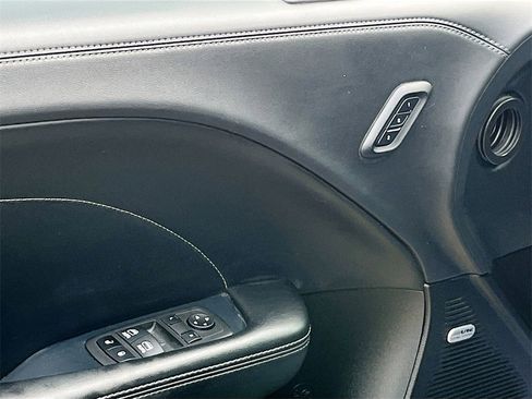 Used 2023 Dodge Challenger R/T w/ Plus Package image 18