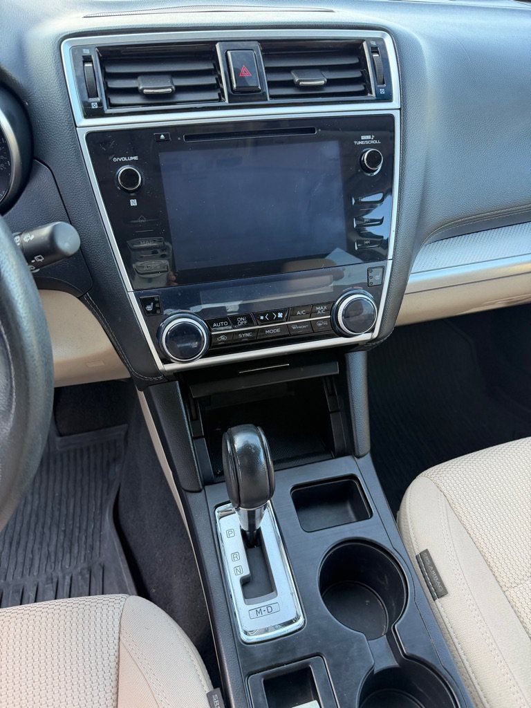 Used 2019 Subaru Outback 2.5i Premium AWD/4WD image 14