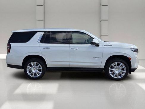 Used 2024 Chevrolet Tahoe High Country AWD/4WD image 6