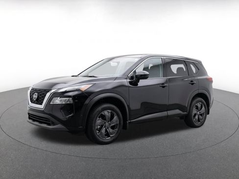 Used 2026 Nissan Rogue SV AWD/4WD image 3