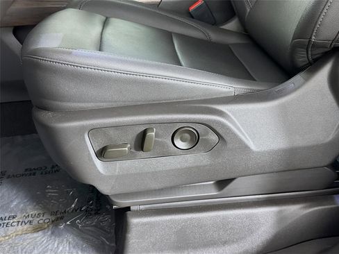 Certified 2025 GMC Sierra 1500 SLT w/ SLT Premium Plus Package AWD/4WD image 22