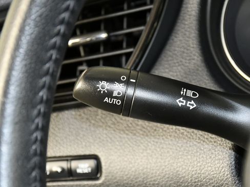 Used 2019 Nissan Rogue S w/ Special Edition Package image 23