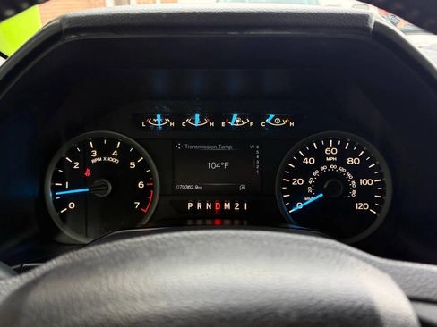 Used 2016 Ford F150 XLT w/ Equipment Group 302A Luxury image 7