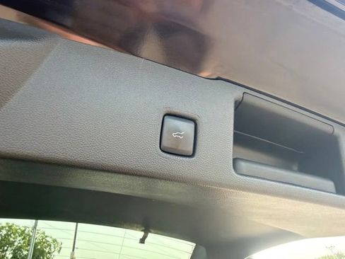 Used 2023 Ford Escape Active w/ Tech Pack #2 AWD/4WD image 19