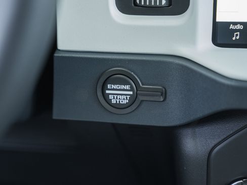 New 2026 Ford Bronco Heritage Edition AWD/4WD image 28