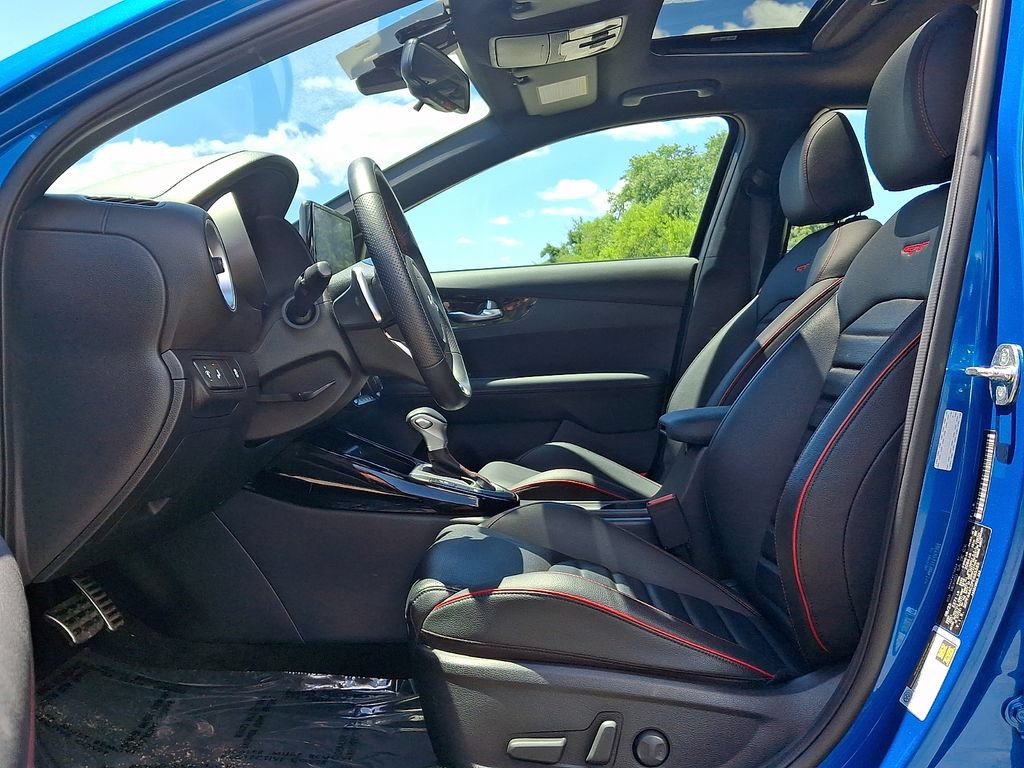 Certified 2023 Kia Forte GT w/ GT2 Package FWD image 13