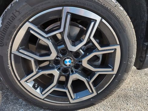 Used 2025 BMW X1 xDrive28i w/ Technology Package image 8