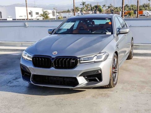 Used 2023 BMW M5 w/ Executive Package AWD/4WD image 4