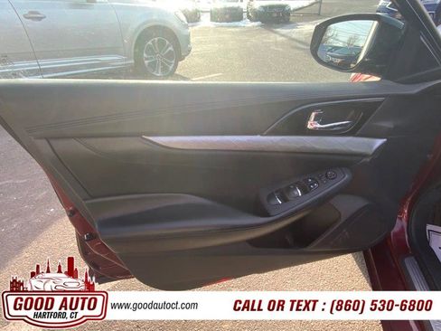 Used 2017 Nissan Maxima 3.5 S image 5