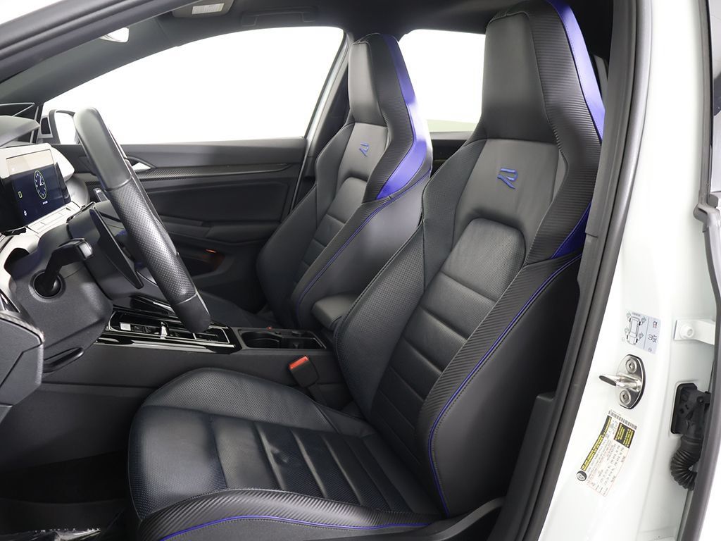 Used 2024 Volkswagen Golf R AWD/4WD image 32