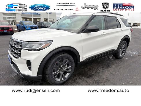 New 2026 Ford Explorer Active w/ Active Comfort Package AWD/4WD image 1