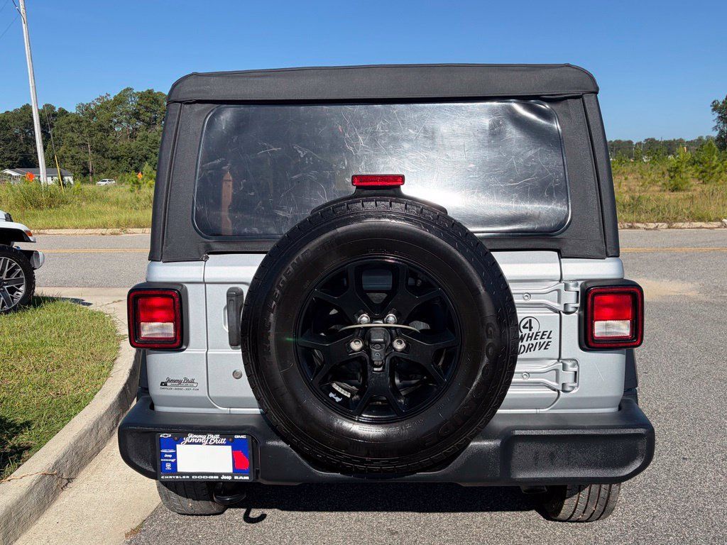 Certified 2023 Jeep Wrangler Sport AWD/4WD image 11