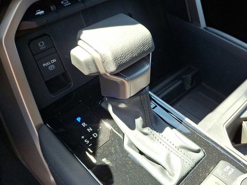 New 2026 Toyota Tundra Limited AWD/4WD image 21