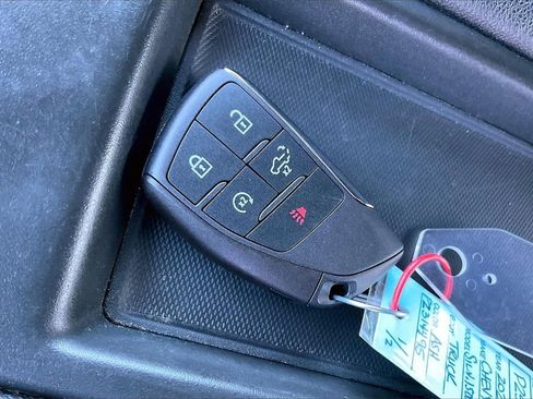 Used 2023 Chevrolet Silverado 1500 LT w/ Protection Package image 11