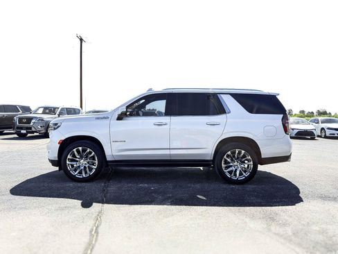 Used 2021 Chevrolet Tahoe High Country w/ Premium Package AWD/4WD image 14