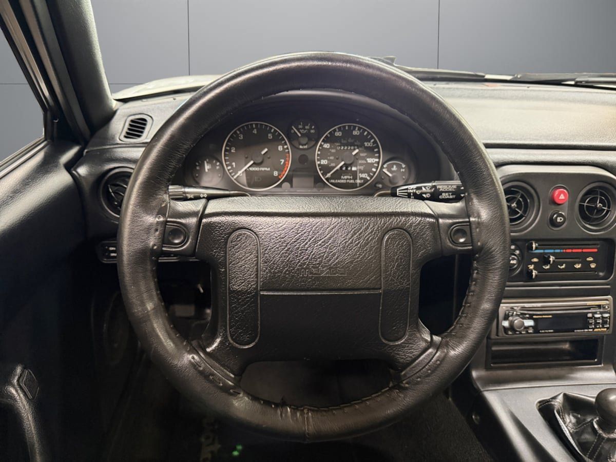 Used 1992 MAZDA MX-5 Miata RWD image 13