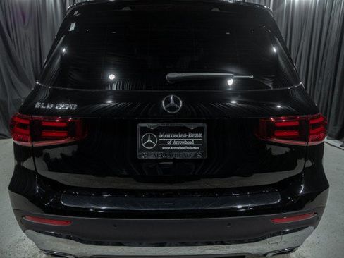 Certified 2026 Mercedes-Benz GLB 250 image 6