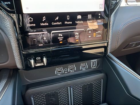 New 2026 RAM 1500 Limited AWD/4WD image 28