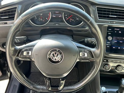 Used 2018 Volkswagen Tiguan SEL image 30