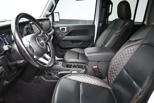 Used 2021 Jeep Gladiator Overland AWD/4WD image 17