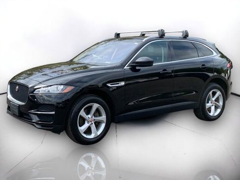 Used 2020 Jaguar F-PACE Premium image 2