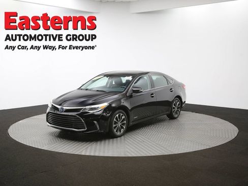 Used 2018 Toyota Avalon Limited image 54