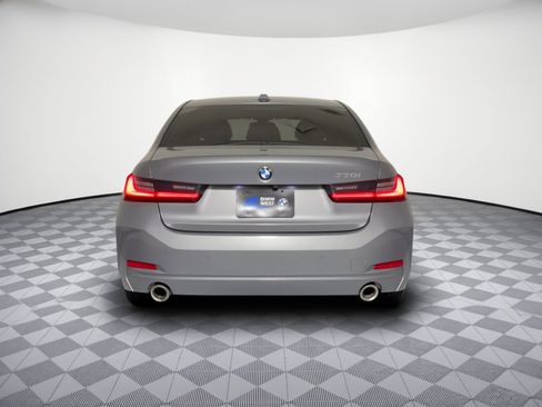 Certified 2024 BMW 330i Sedan w/ Convenience Package RWD image 11