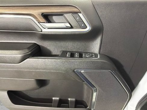 Used 2024 Chevrolet Silverado 1500 LT RWD image 27