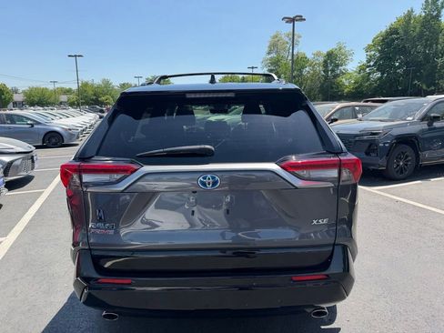 Used 2022 Toyota RAV4 XSE w/ Weather Package AWD/4WD image 7