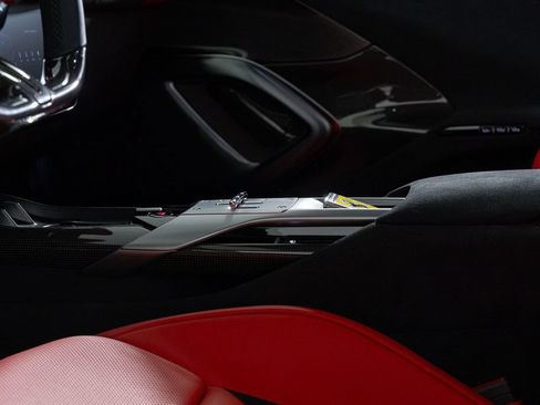 Used 2025 Ferrari 12Cilindri RWD image 6