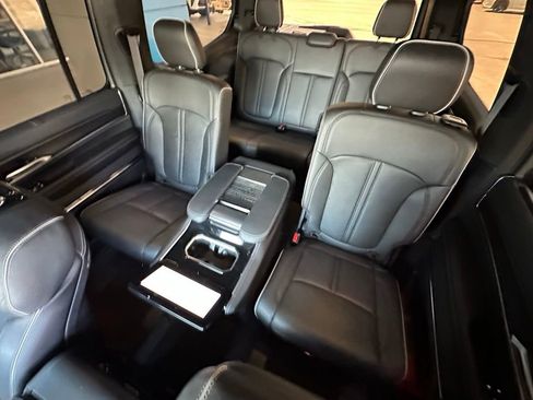 Used 2024 Jeep Grand Wagoneer Series II w/ Quick Order Packagew 28T AWD/4WD image 30