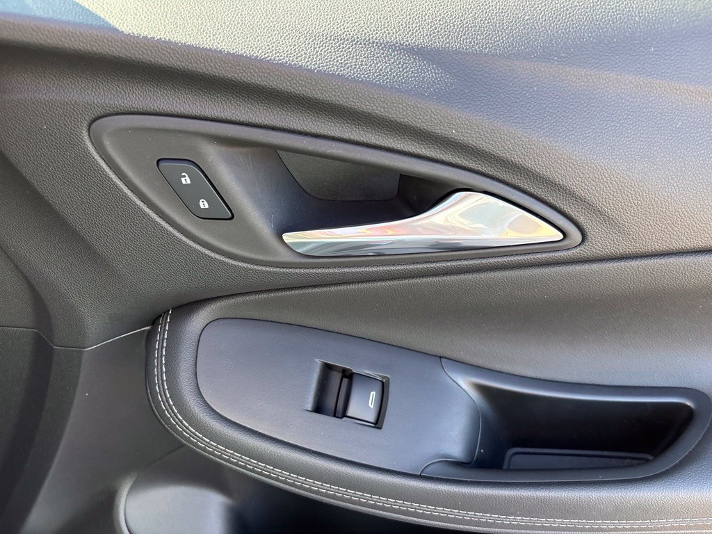 Used 2022 Buick Encore GX Select w/ Experience Buick Package FWD image 28