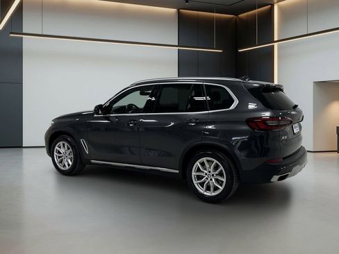 Used 2021 BMW X5 xDrive40i w/ Premium Package AWD/4WD image 3