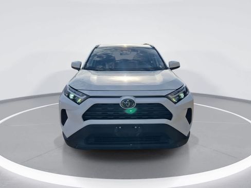 Used 2024 Toyota RAV4 XLE FWD image 3