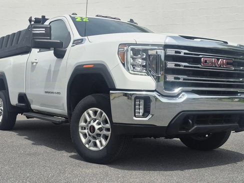 Used 2022 GMC Sierra 2500 SLE w/ SLE Convenience Package AWD/4WD image 2