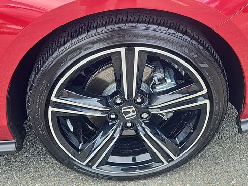 Used 2025 Honda Accord Sport image 10