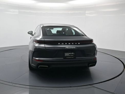 Used 2025 Porsche Panamera image 29