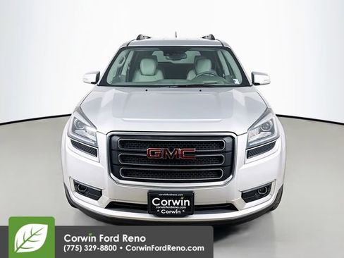 Used 2017 GMC Acadia Limited SLT image 2