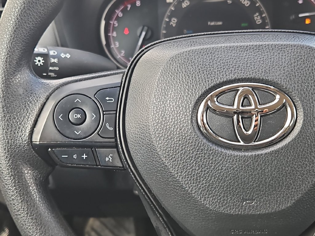 Used 2023 Toyota RAV4 XLE FWD image 24
