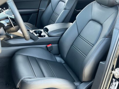 New 2026 Porsche Cayenne GTS image 5