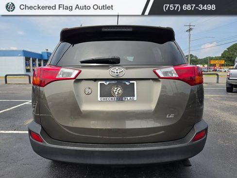 Used 2014 Toyota RAV4 LE FWD image 8