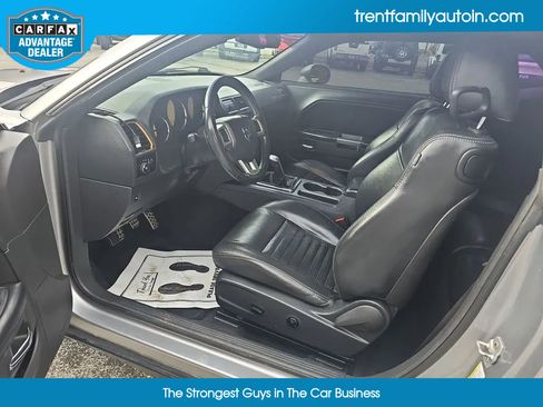 Used 2014 Dodge Challenger R/T Plus image 25