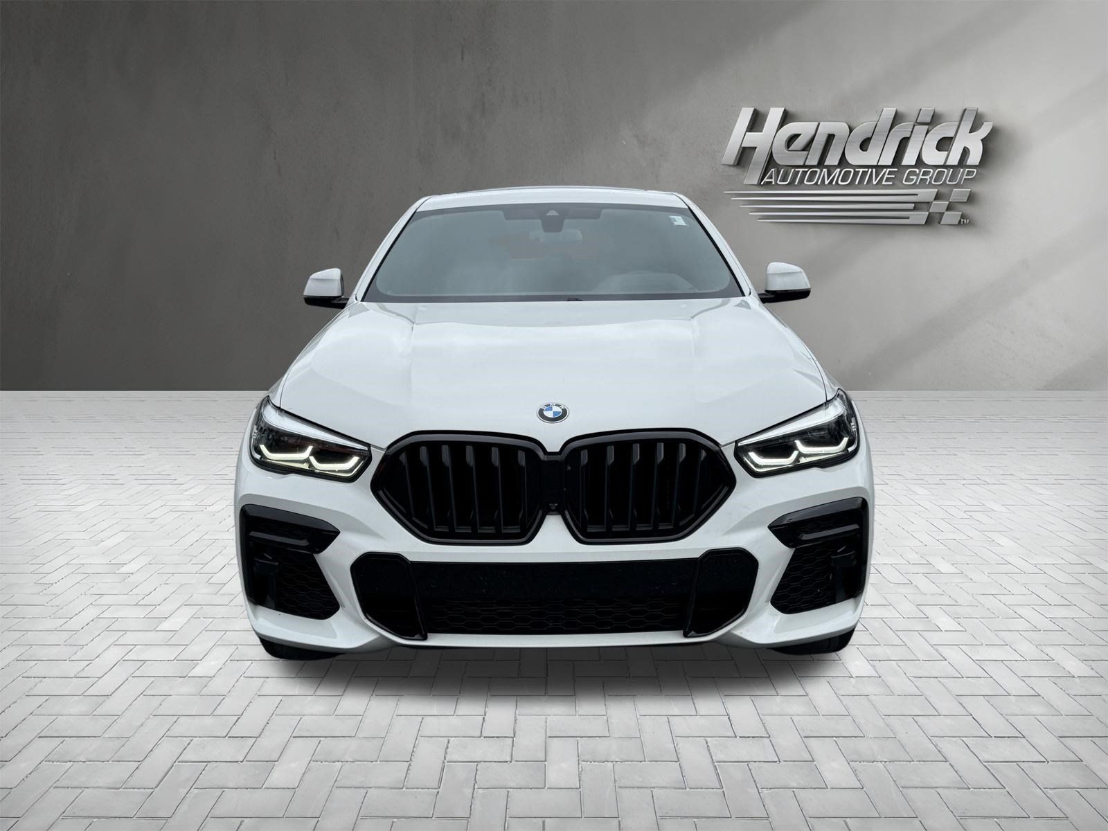 Used 2022 BMW X6 xDrive40i w/ M Sport Package AWD/4WD image 3