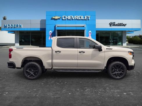 New 2026 Chevrolet Silverado 1500 Custom Trail Boss w/ Dark Appearance Package AWD/4WD image 6